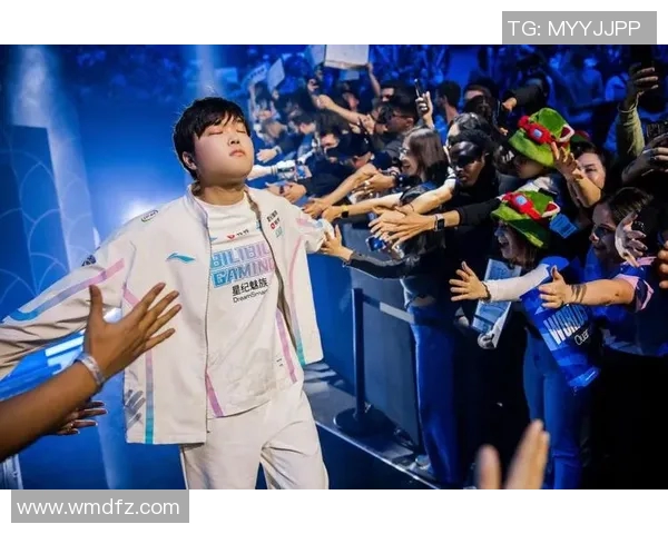 独家解析:BLG近期状态与其他战队的全面对比分析 独家解析:BLG近期状态与其他战队的全面对比分析