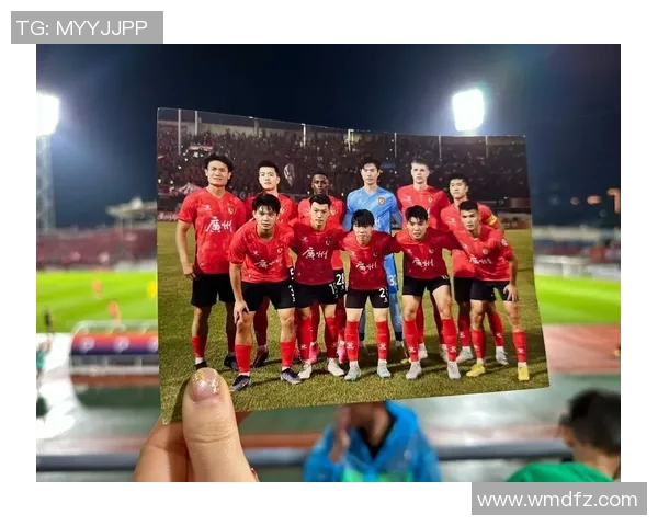 广州足球队团队协作的成功秘诀与未来发展展望分析