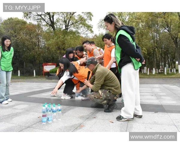 武汉网球队的默契配合与战术分析：提升团队协作的关键因素探讨